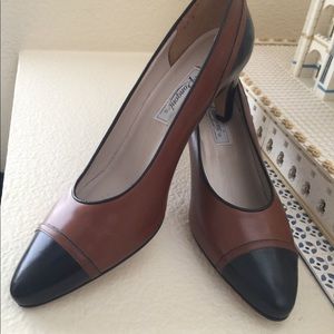 Brown and black leather dressy shoe Rangoon 9 1/2